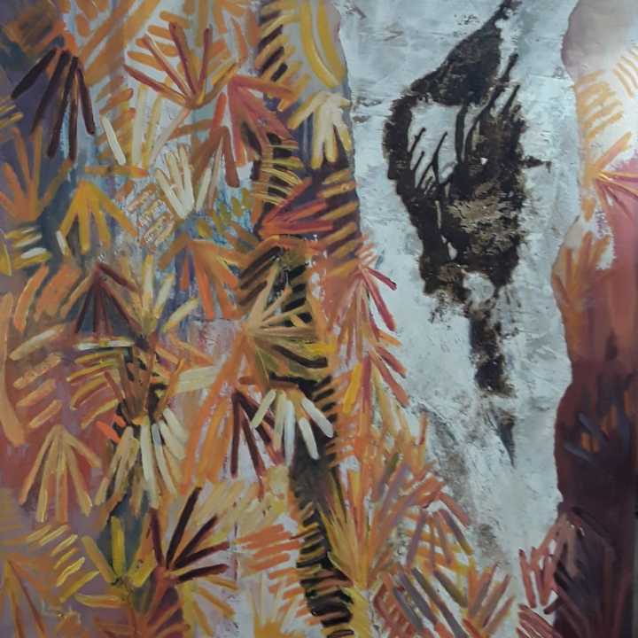 "empreintes" imaginez une sculpture de pierre cachée dans le feuillage